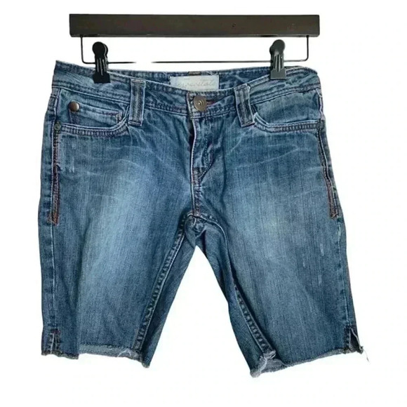 Lot of 3 Women's 3/4 Denim Shorts: Aeropostale, Denizen, and Loft - Picture 2 of 14